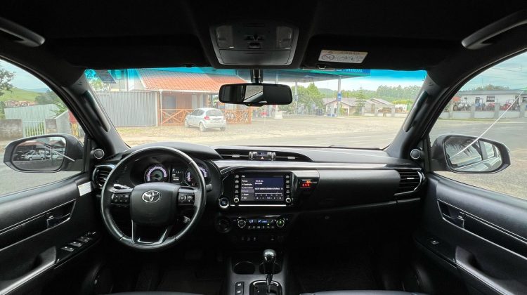 HILUX 2.8 CD SRX 4X4 AT