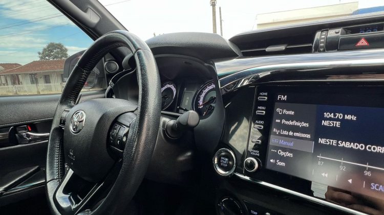 HILUX 2.8 CD SRX 4X4 AT