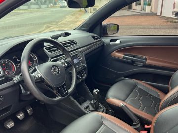 SAVEIRO CROSS 1.6 CD