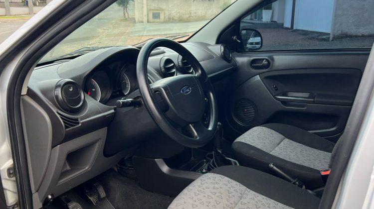FIESTA 1.0 SEDAN FLEX