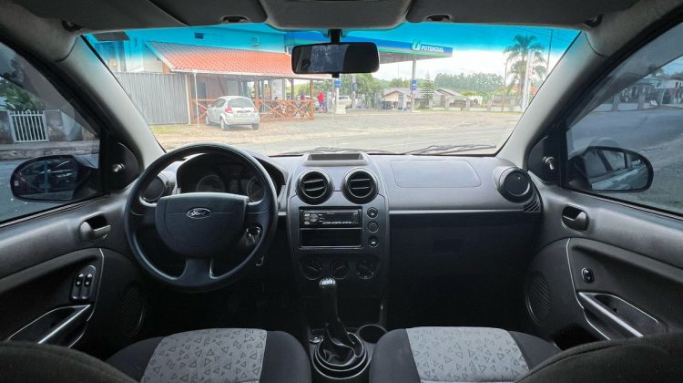 FIESTA 1.0 SEDAN FLEX
