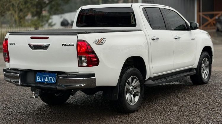HILUX 2.8 CD SR 4X4 AT