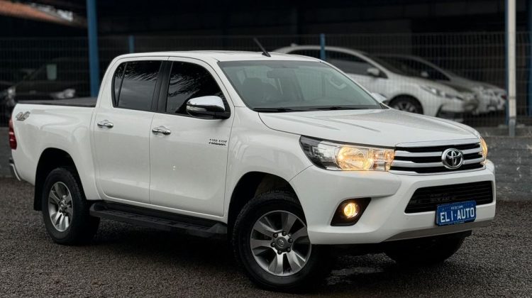 HILUX 2.8 CD SR 4X4 AT