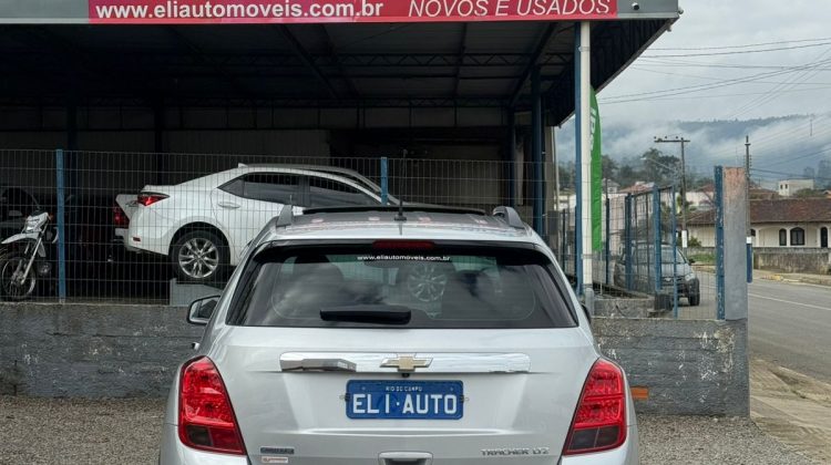 TRACKER 1.8 LTZ