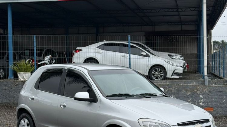 CELTA 1.0 LT